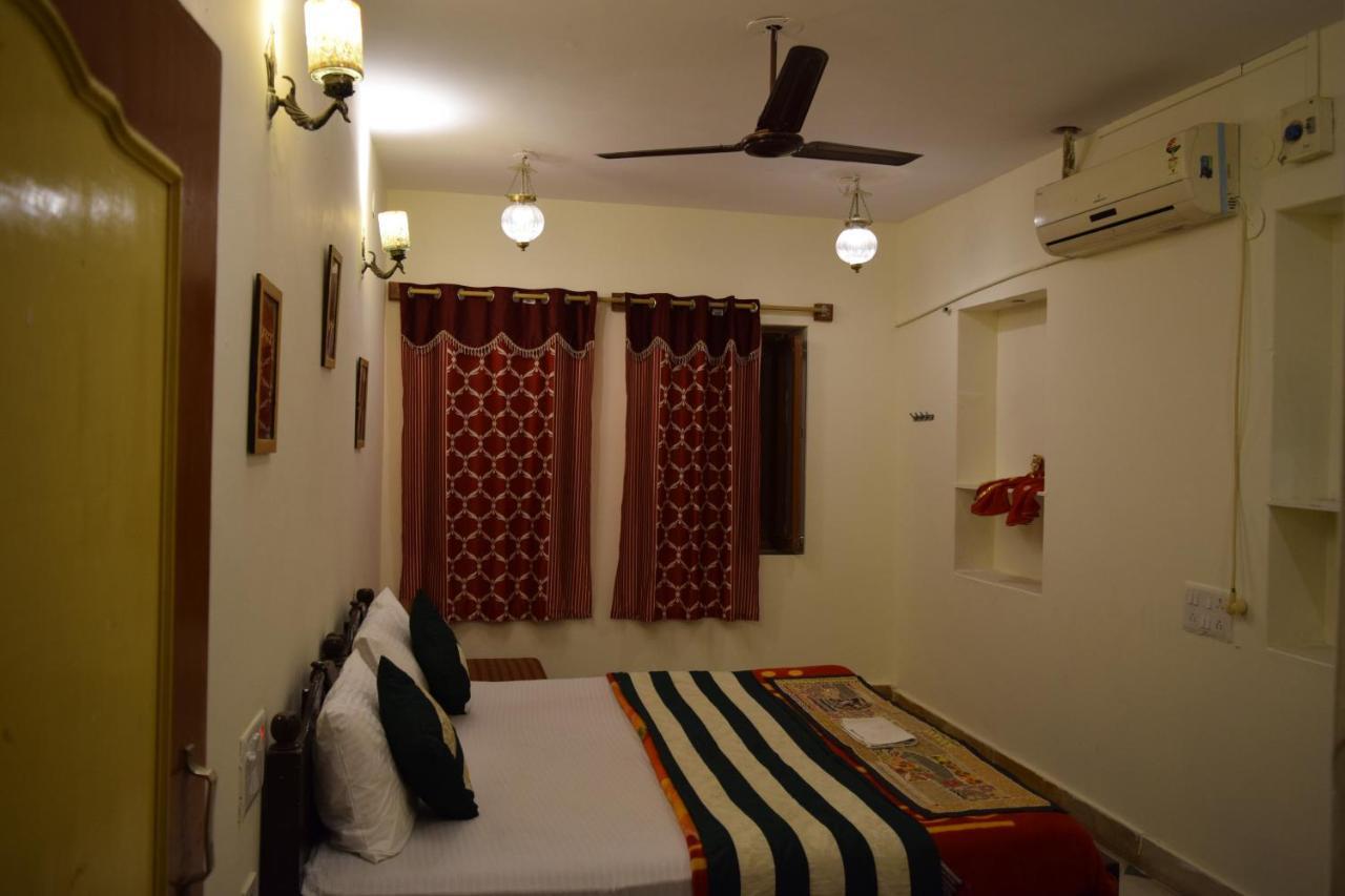 Hotel Renuka Jaisalmer Exterior foto