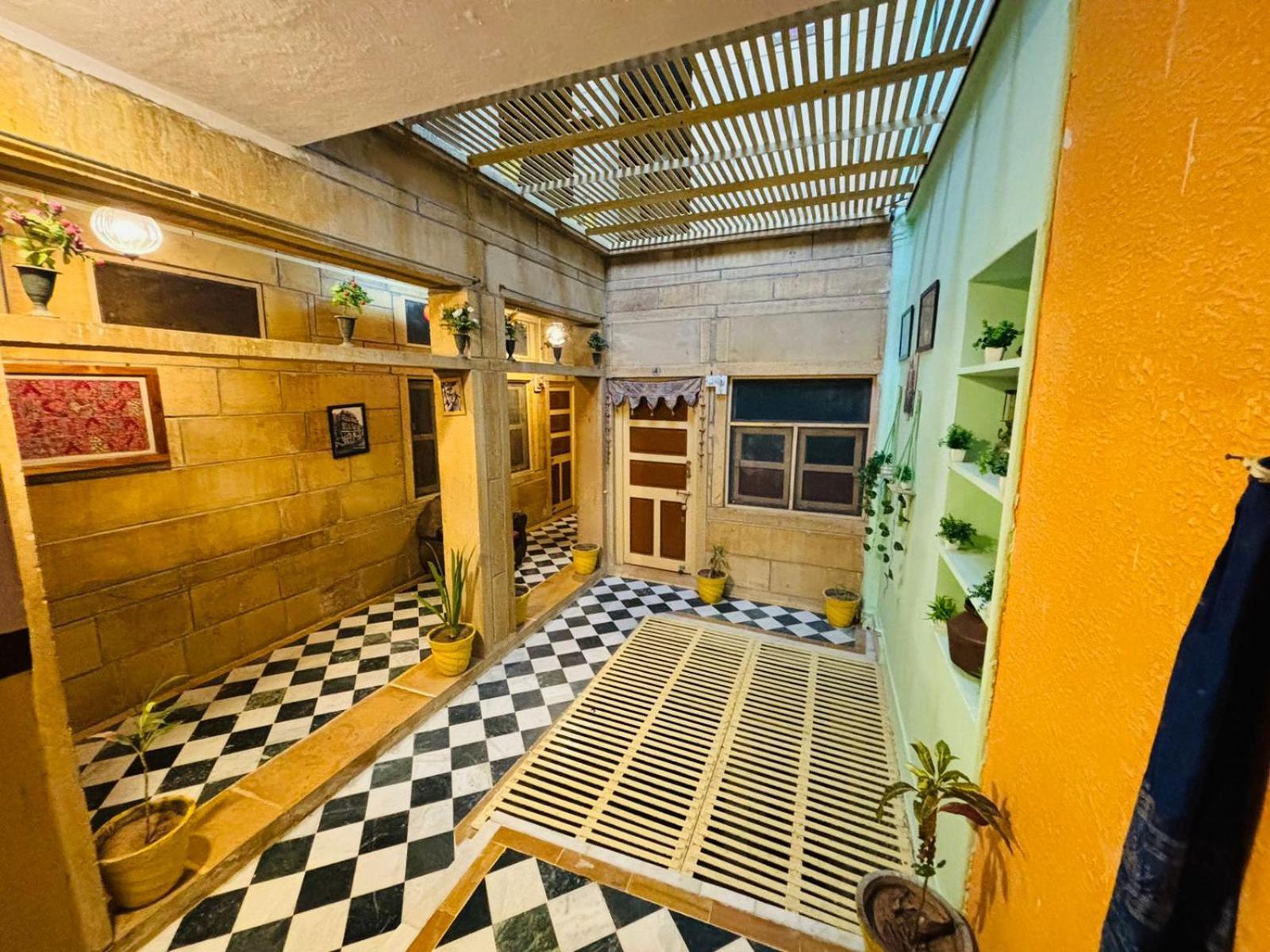 Hotel Renuka Jaisalmer Exterior foto