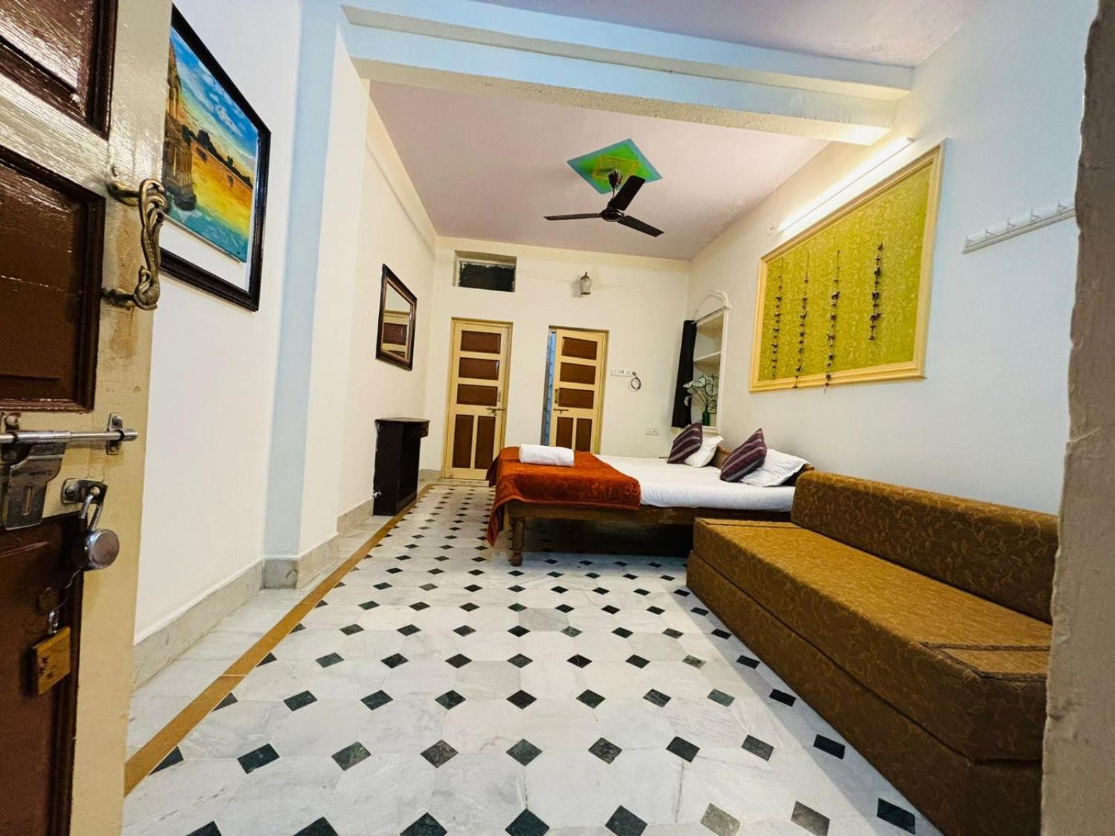 Hotel Renuka Jaisalmer Exterior foto